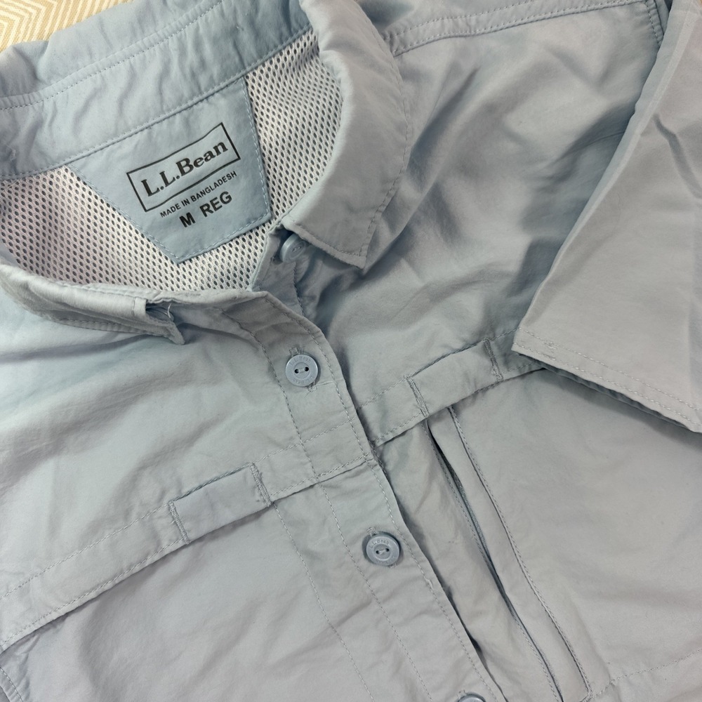 LL Bean‎ Shirt Womens M Reg Blue Vented Pockets Outdoors Fishing Hiking